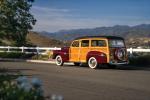 Ford V8 Super Deluxe Station Wagon 1942 года